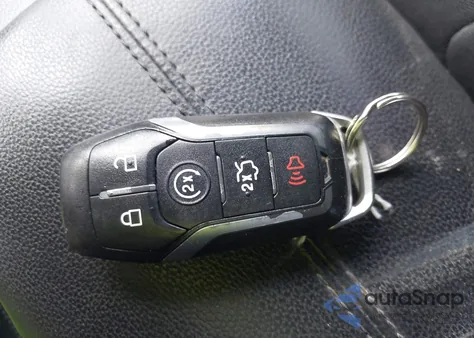 2015 Ford Mustang V6 из США, поврежденный, VIN 1FA6P8AM3F5336068